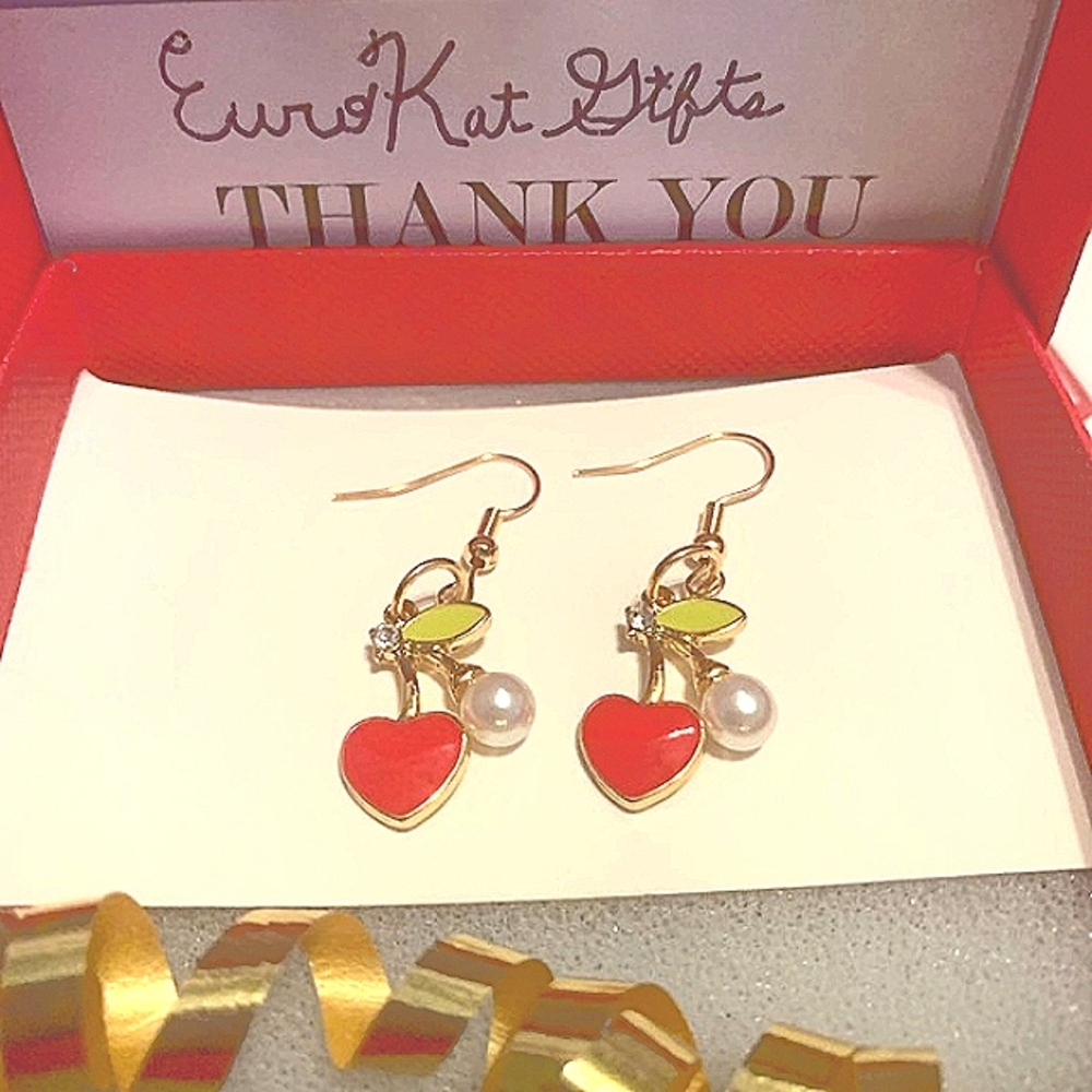 Cherry Pearl Dangle Earrings Gold plate over stainless steel on Earwires NEW NWT